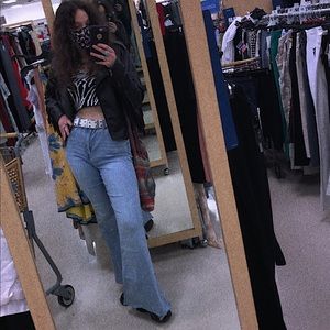 Meet your Posher, Isabel